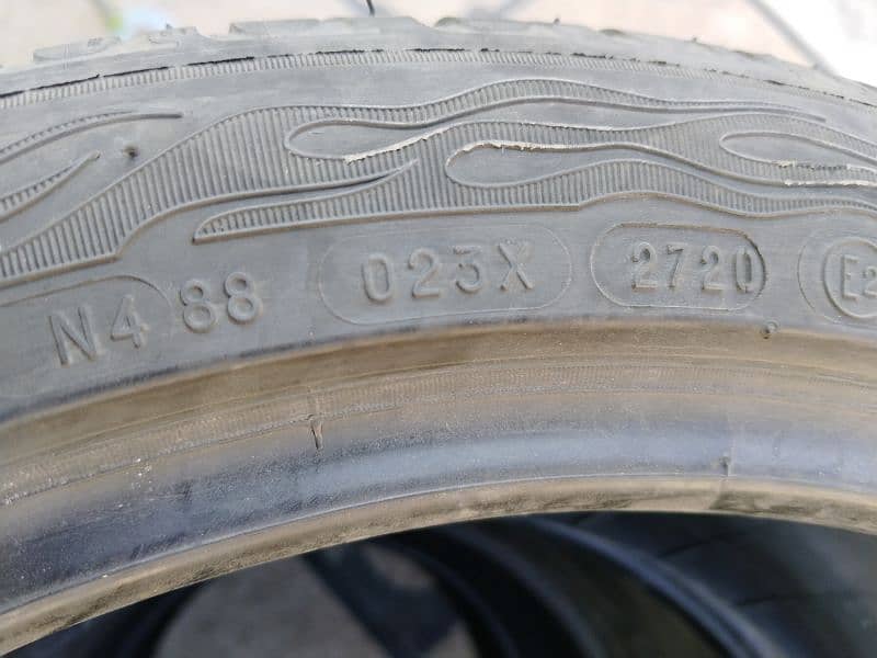 tyre 245-40-18 for sale 3