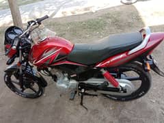 Honda CB 125f