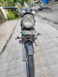 suzuki gs 150 model 2014