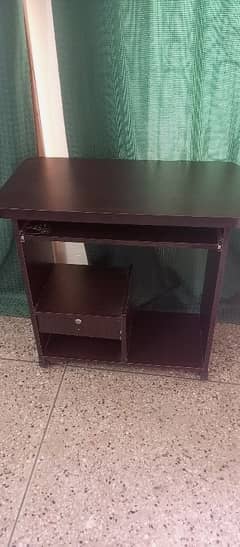 Computer Table