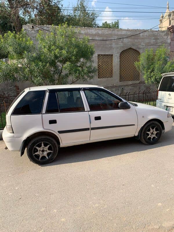 Suzuki Cultus 2005 5