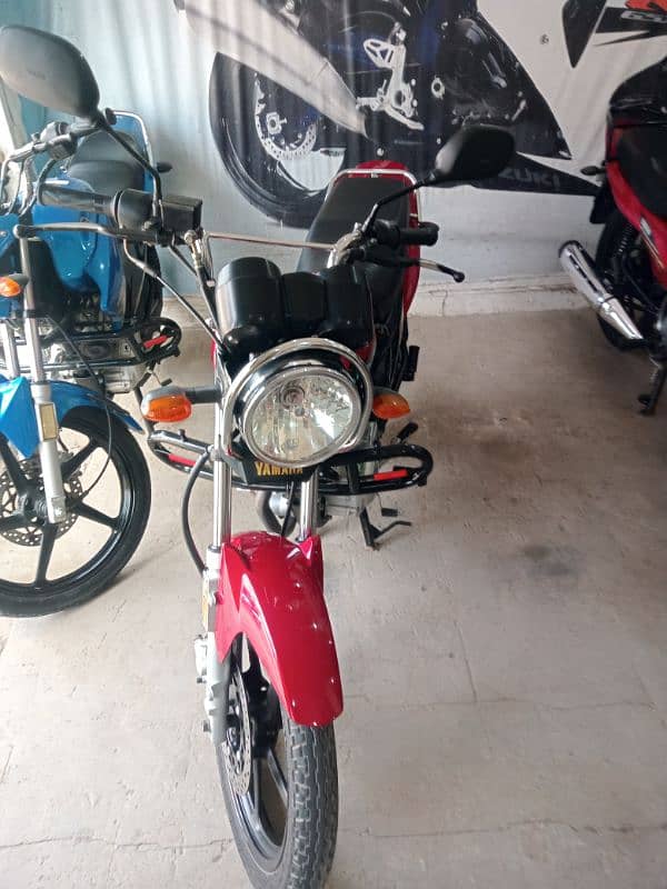 Lush condition Yamaha urgent sale 4