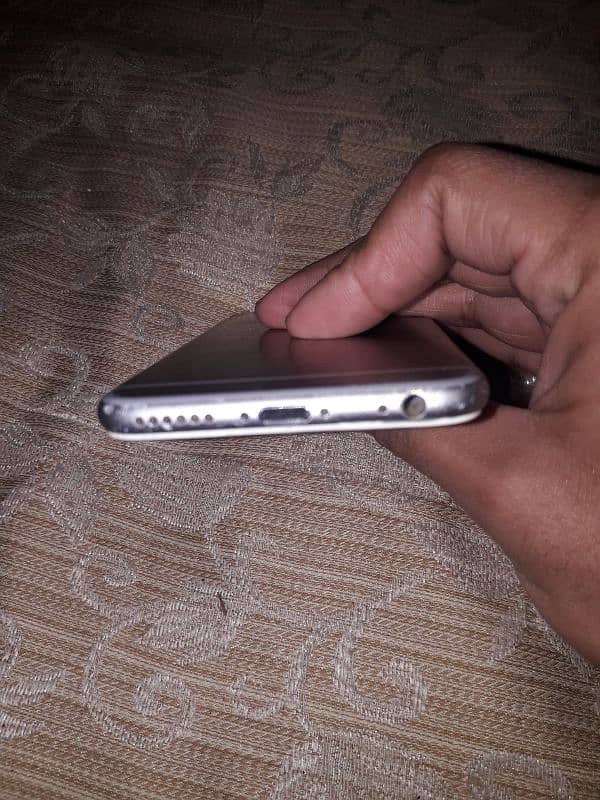 iPhone 6 plus in good condition 5