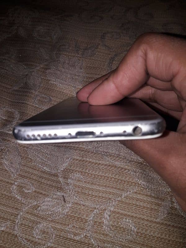 iPhone 6 plus in good condition 6