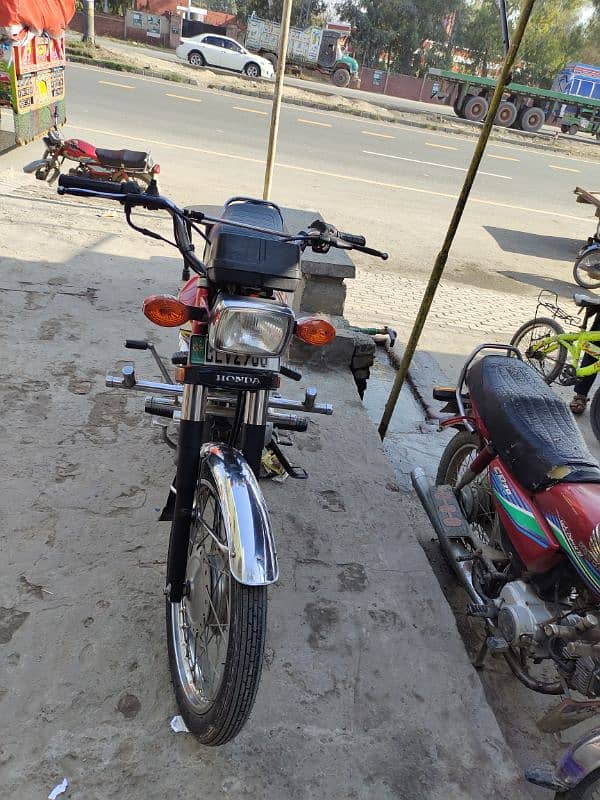 Honda 125 for sale 19 model 8