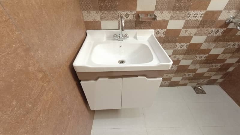 2.5 Marla Rented House Is Available For Sale On Main Boulevard Dha Defence Lahore 11