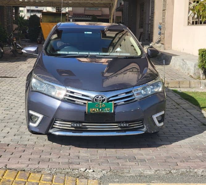 Toyota Altis Grande 2015 4