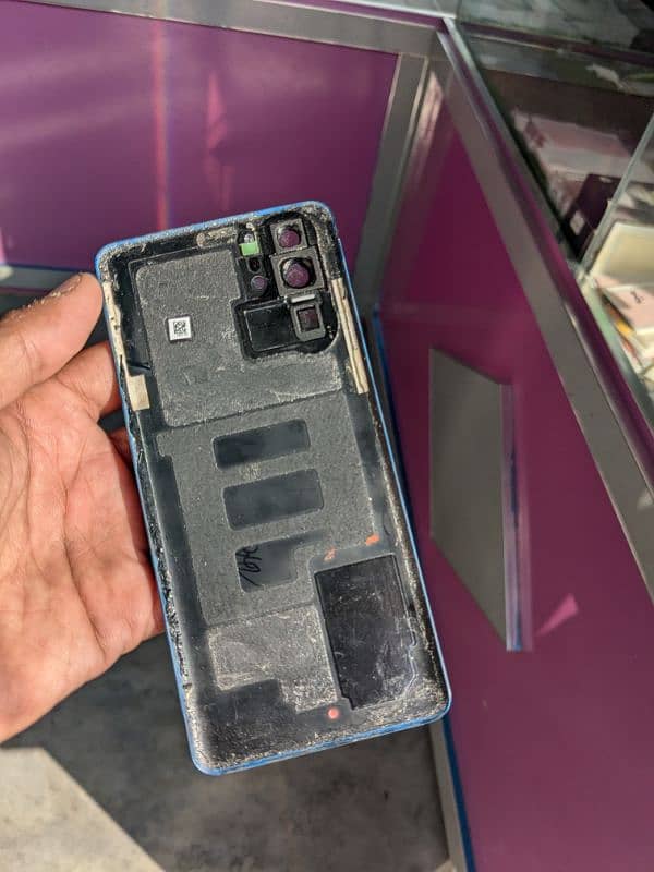 Huawei p30pro only for parts panel dead 1