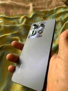 infinix note 30 8 + 8 GB 5000 mah battery