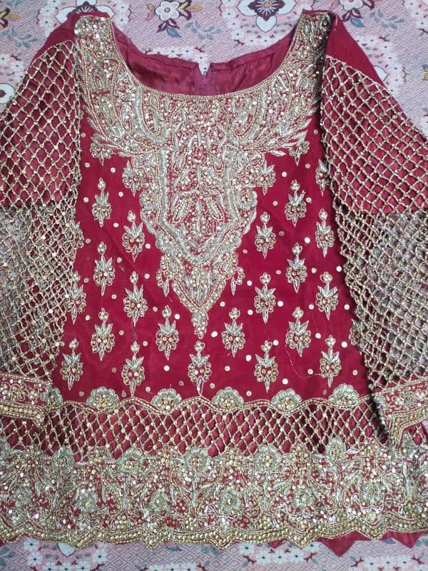 mehroon bridal lehnga 0