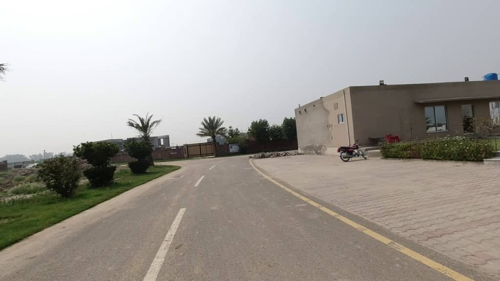 2 Kanal Farm House Land For Sale In Lahore Greenz Bedian Road Lahore 2