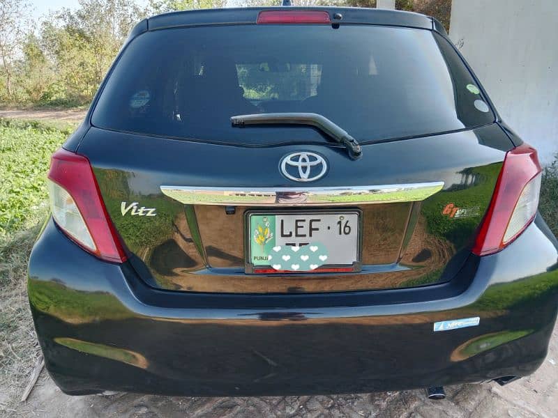 Lush Condition Toyota Vitz 2013/16 Full genuine Car 3