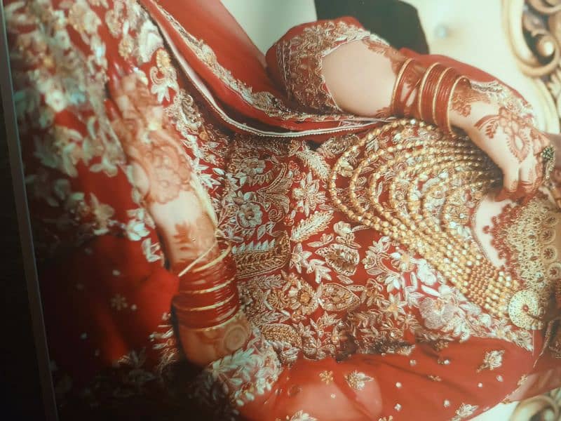 bridal lehenga is in pristine! 9