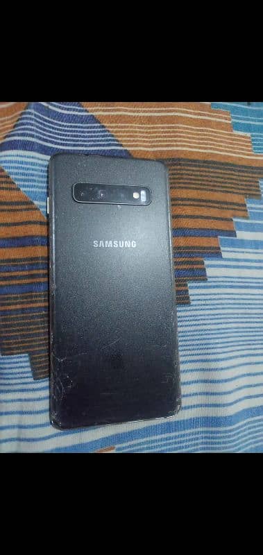 Samsung s10 3