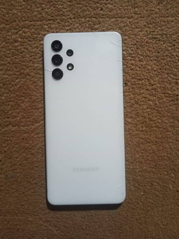 Samsung A32 6/128 With Box Only back crack Minor 3