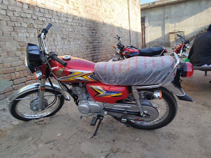 Honda 125 2024/2025 3