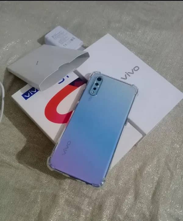 vivo s1 4/128 0