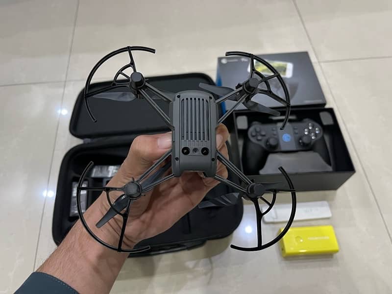 dji tello drone 3