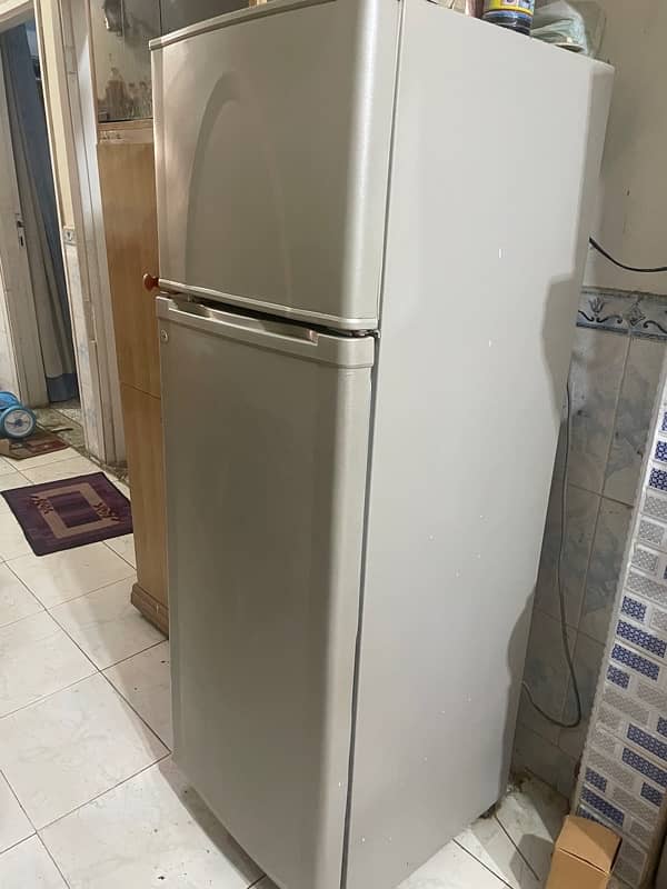 Refrigerator 2 door 1