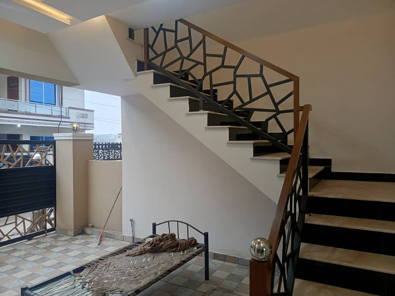 Ultra Designer Beutiful 6 Marla One and Half Story House for Sale With All Facilities in Airport Housing Society Near Gulzare Quid Express Highway Gulberg Greens Residencia 8