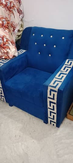 Good condition sofa 3-2-1