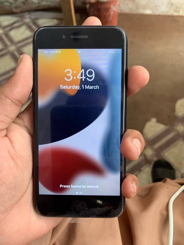 iPhone 7 Black color 32GB non pta bypass all okay no any fulat 4