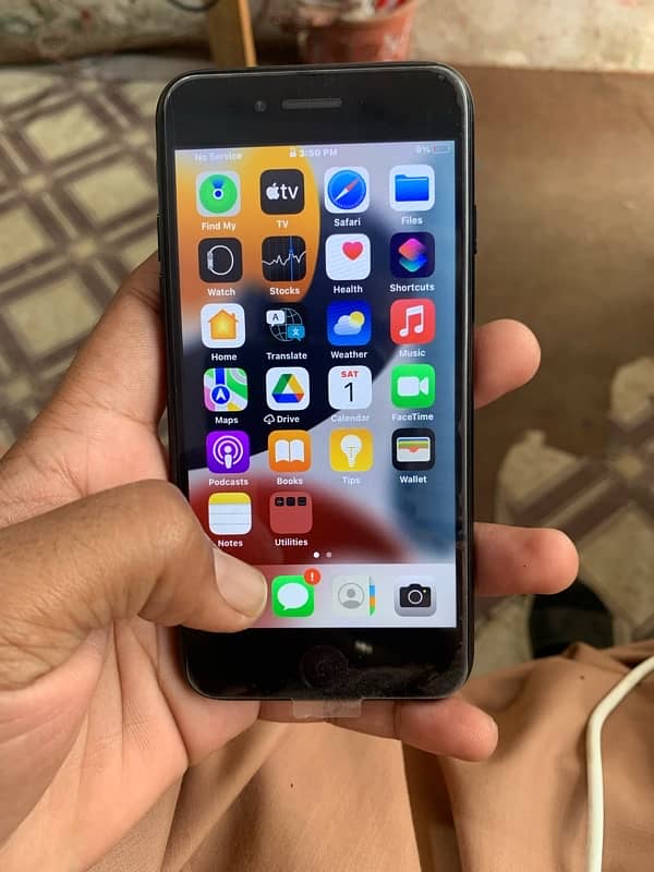 iPhone 7 Black color 32GB non pta bypass all okay no any fulat 5