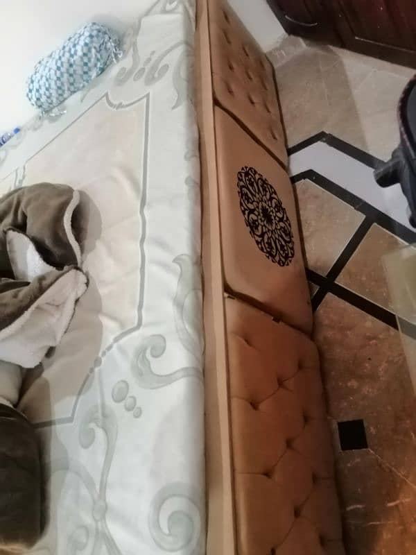 King size bed with side tables 1