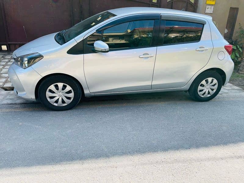 Toyota Vitz 2014 5