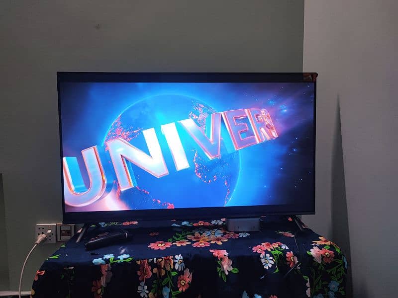 TCL C645 43" 4K (3840 x 2160) QLED Smart Television 5