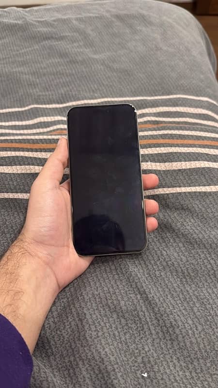 Iphone 15 pro max LLA factory unlock 256gb 1