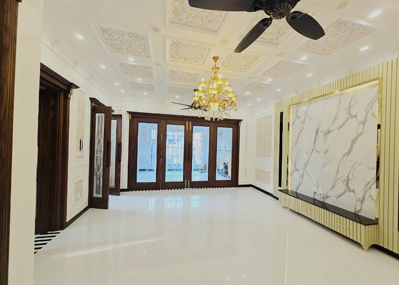 10 Marla Spanish House for sale in Paragon City Lahore 15