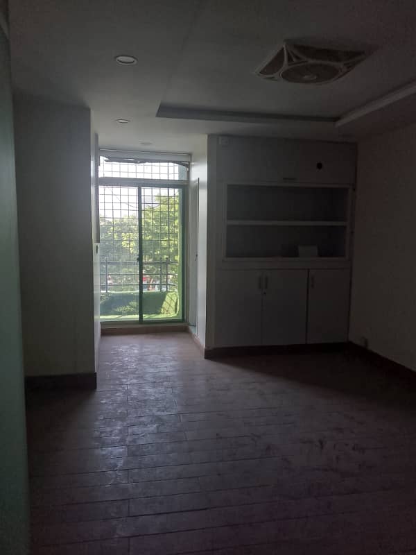 1st floor double office for rent in G 11 markaz front side Top Location 6