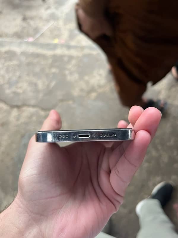 iphone 12 pro non-PTA 2