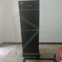 Canon Water Dispenser with stand Good Condition Chalne me behtreen