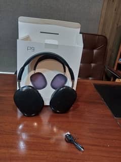 Best quality headphones, Bluetooth, 4 hours backup, phone call