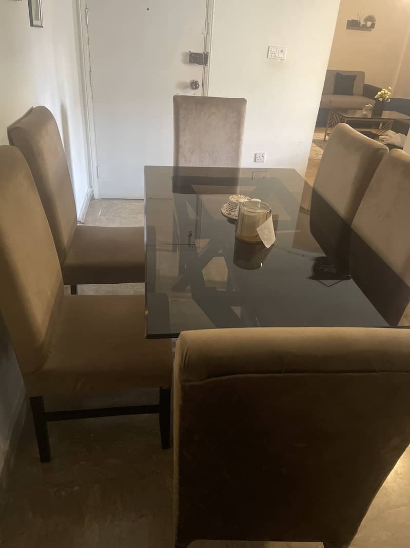 6 seater Dining table 1