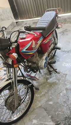 Honda 125.