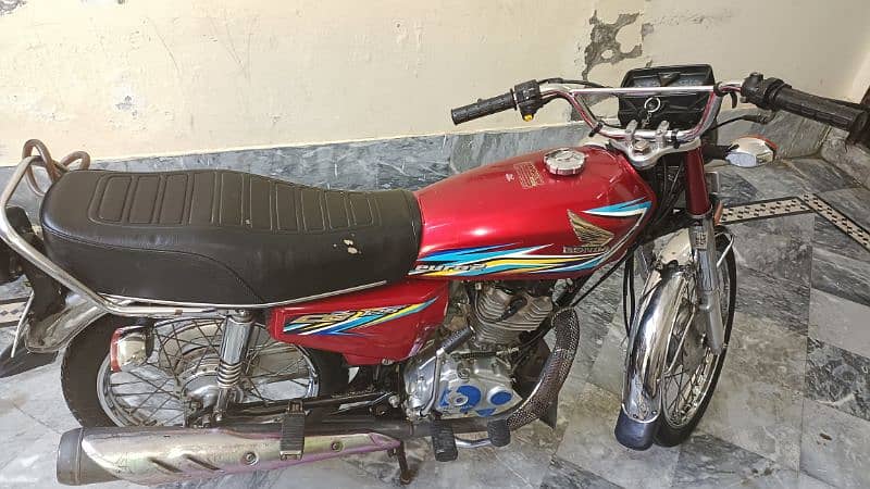 Honda 125. 12