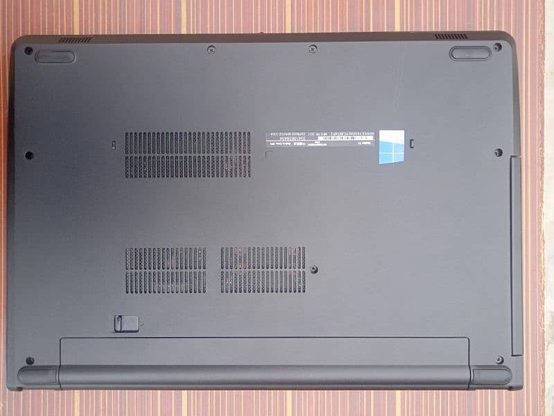 Dell Laptop 9