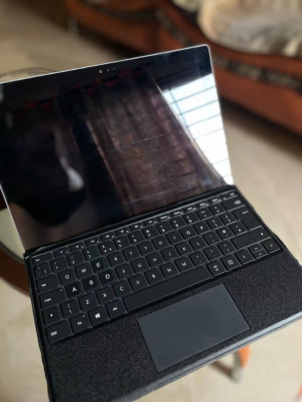 Microsoft Surface Pro 4 7