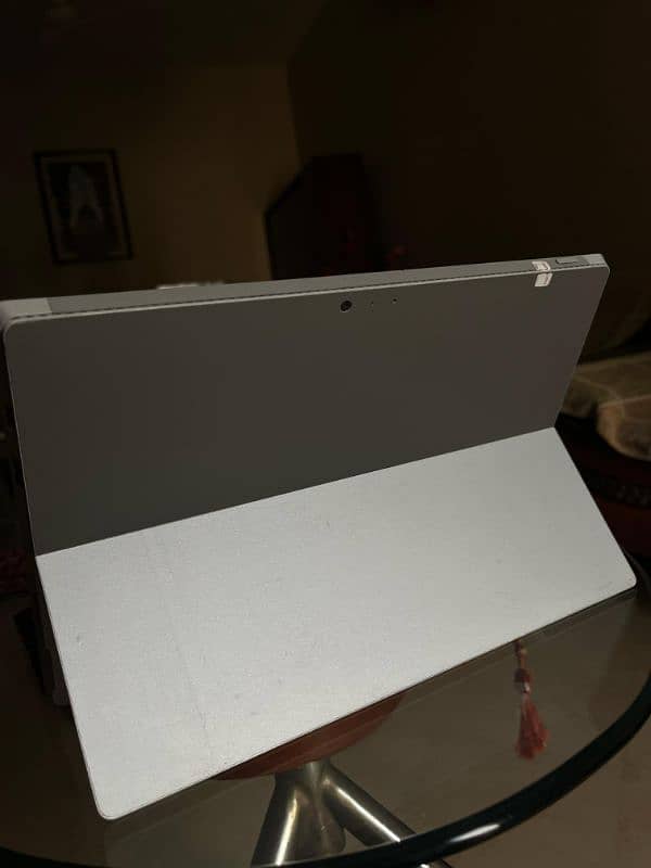 Microsoft Surface Pro 4 9