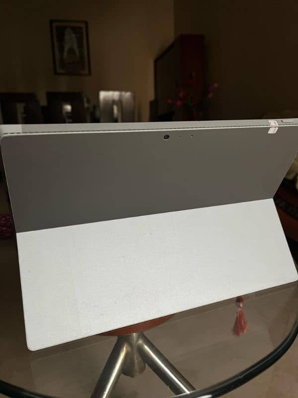 Microsoft Surface Pro 4 10