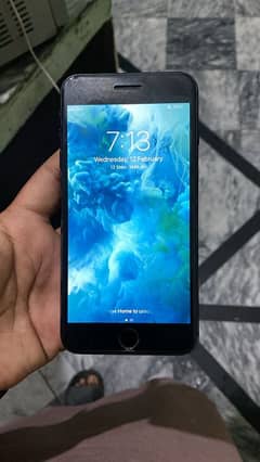 iphone 7 plus 128gp PTA proved