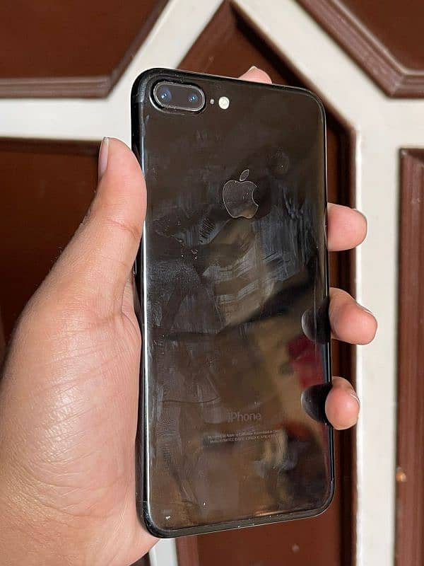 iphone 7 plus 128gp PTA proved 1