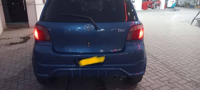 Lady Dr used Toyota Vitz 2002 import 2017 5