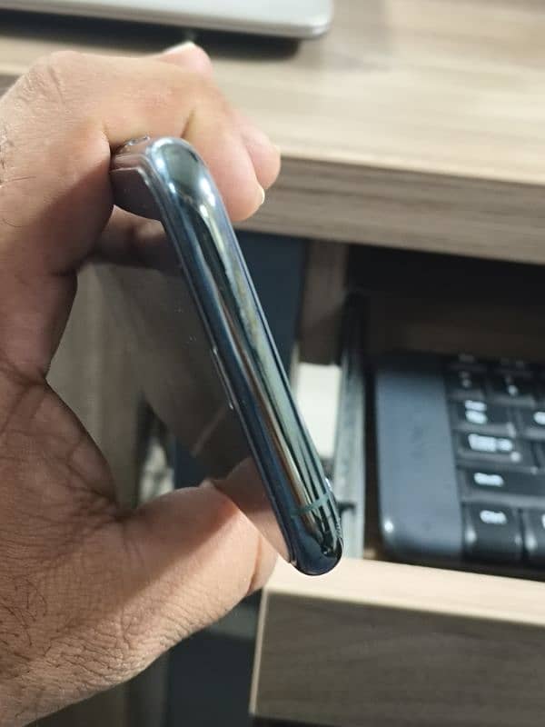 Iphone 11 Pro PTA APPROVED 6