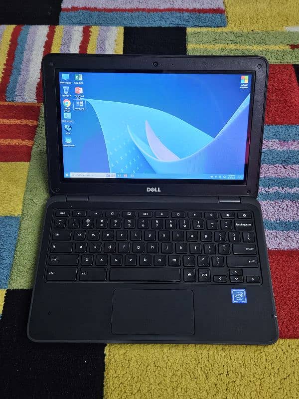 Touch Screen Dell Windows Laptop 1