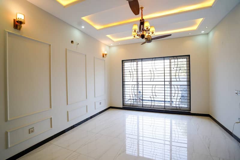 10 Marla Brand New Luxury Upper Portion For Rent In GHAZNAVI BLOCK Bahria Town Lahore 20