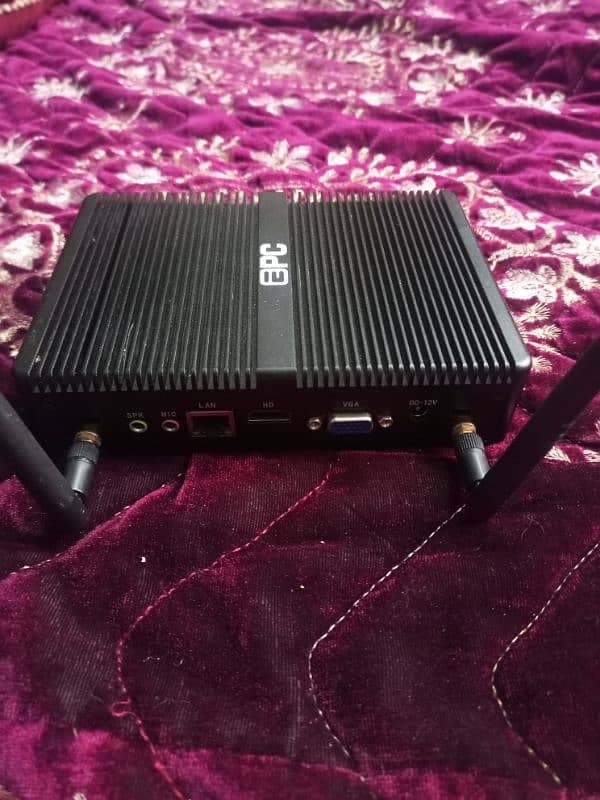 Mini PC with core I3 7600 series intel processor is available 1